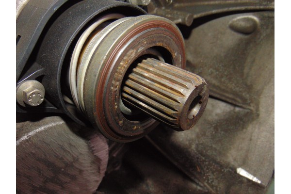 3M5R7002YG CAJA CAMBIOS MAZDA 3 BERLINA (BK) 1.6 CRDT  Active 2007 3M5R7002YG 199732 MAZDA - 15