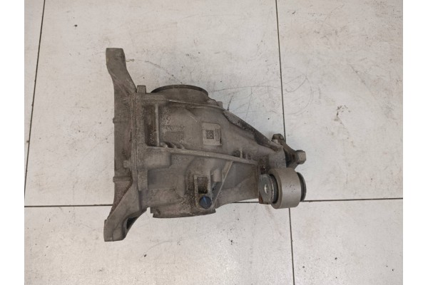Bridge differential rear Mercedes c class 205 3 0 biturbo c400 4matic Catalog number of the part 2053503324 A2053503324