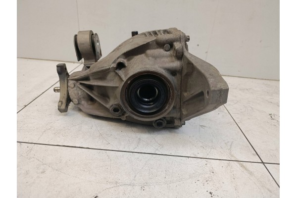 Bridge differential rear Mercedes c class 205 3 0 biturbo c400 4matic Installation side rear