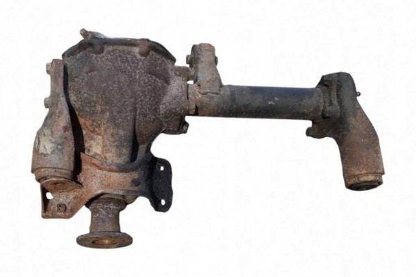 Front reducer MITSUBISHI 468 2 5L diesel 64kW 1996 Car type passenger cars