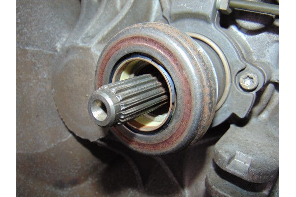 5V M CAJA CAMBIOS OPEL MERIVA Cosmo 2004 5V M 199766 OPEL - 5