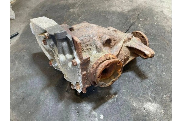 Rear reducer BMW 3 Convertible E93 514992 2 0L diesel 2011