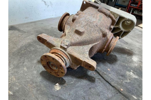 Rear reducer BMW 3 Convertible E93 514992 2 0L diesel 2011 Catalog number of the part 514992