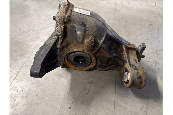 2013 Mercedes Benz ML W166 Rear differential A1663502714 Installation side multipurpose