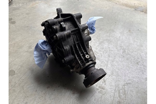 2015 Maserati Ghibli Front differential 06700326720 Catalog number of the part 06700326720