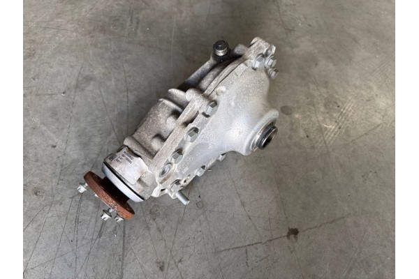 2018 BMW 5 G30 G31 G38 Front differential 8635698 Catalog number of the part 8635698
