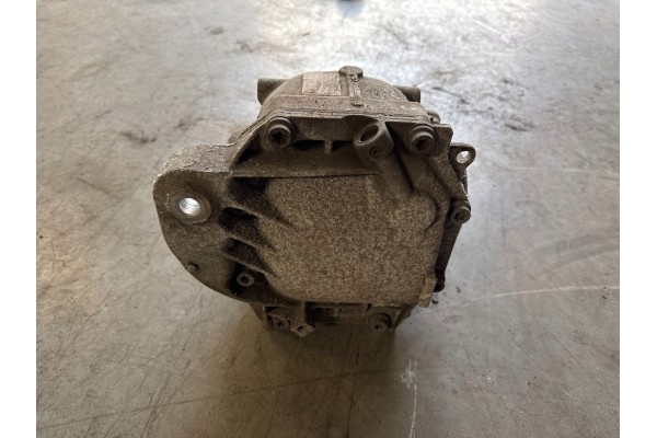 2019 BMW 7 G11 G12 Rear differential 8630826 Part manufacturer BMW OE