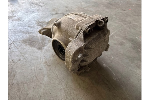 2019 BMW 7 G11 G12 Rear differential 8630826 Catalog number of the part 8630826