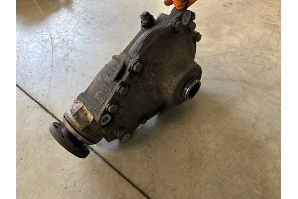 2015 BMW 4 F32 F33 Front differential 7578157 Part manufacturer BMW OE