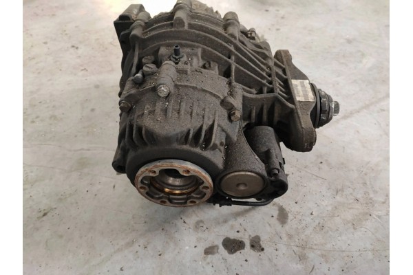 2012 BMW X6 E71 Rear differential 759526102 Catalog number of the part 759526102