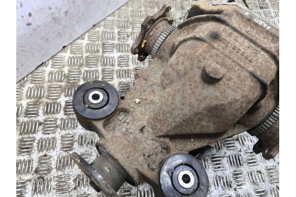 Rear differential Nissan 350Z 383110C048 Car type passenger cars