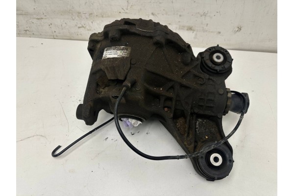 REAR DIFFERENTIAL LAND ROVER RANGE ROVER L405 CPLA4A213CA Part manufacturer Land Rover OE