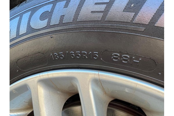 KIA RIO (YB) Business