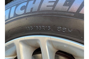 KIA RIO (YB) Business