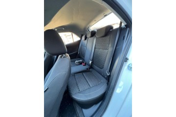 KIA RIO (YB) Business