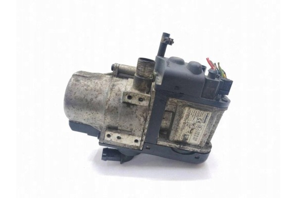 Webasto FORD FOCUS III Sedan 122R000258 1 56L diesel 85kW 2011