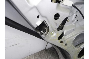 PLATA PUERTA TRASERA IZQUIERDA MERCEDES-BENZ CLASE E (BM 210) BERLINA