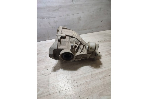 Front differential Mercedes Benz C AMG W205 2053504436 Part manufacturer Mercedes Benz OE
