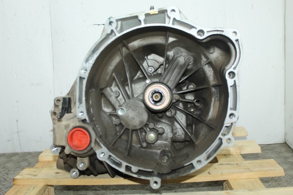 XS4R7002AD  CAJA CAMBIOS FORD FOCUS BERLINA (CAK) Ambiente 1998 XS4R7002AD 207704 FORD - 7