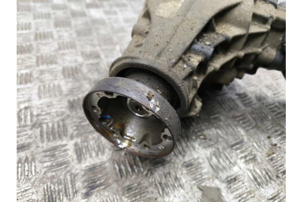 Front differential Mercedes Benz ML W164 Part manufacturer Mercedes Benz OE