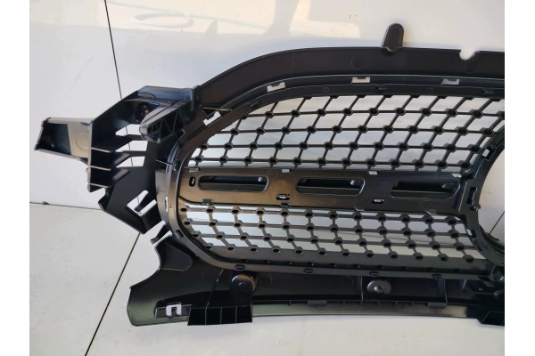 Grill dummy DO MERCEDES BENZ GLA CLASS H247 2020 A2478802305 Catalog number of the original 2478802205