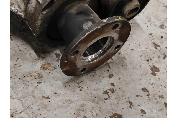 Front reducer NISSAN PATHFINDER III R51 EA013 2 49L diesel 2007 Catalog number of the part EA013