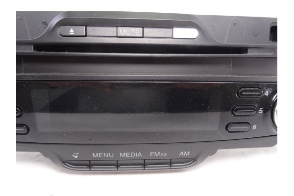 7642322316 SISTEMA AUDIO / RADIO CD ALFA ROMEO GIULIETTA (191) Distinctive 2013 7642322316 210245 ALFA ROMEO - 1
