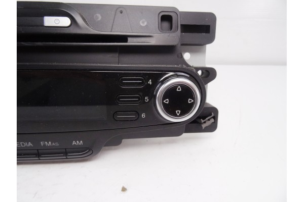 7642322316 SISTEMA AUDIO / RADIO CD ALFA ROMEO GIULIETTA (191) Distinctive 2013 7642322316 210245 ALFA ROMEO - 2