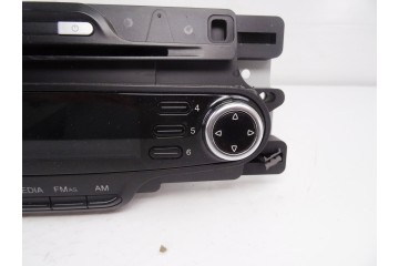 7642322316 SISTEMA AUDIO / RADIO CD ALFA ROMEO GIULIETTA (191) Distinctive 2013 7642322316 210245 ALFA ROMEO - 2