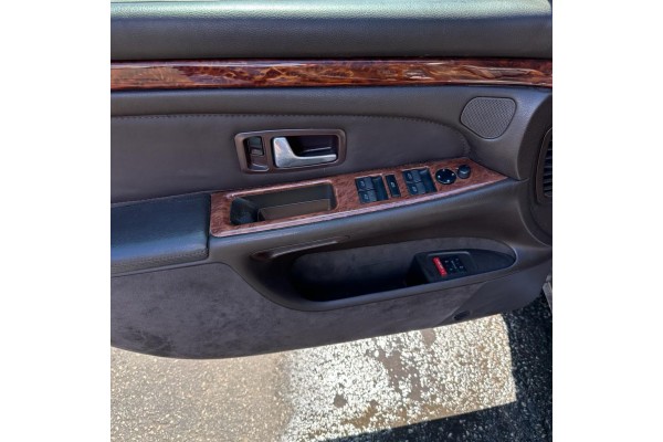 AUDI A8 (D2) 2.5 TDI Quattro