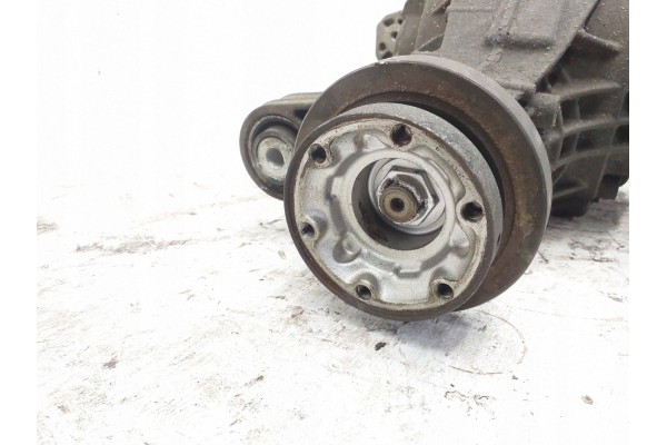 2020 Maserati Levante Rear differential 06700376850 Part manufacturer Maserati OE