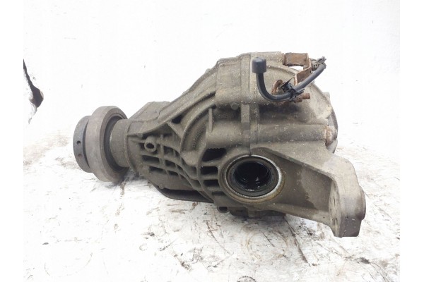 2020 Maserati Levante Rear differential 06700376850 Catalog number of the original 86142