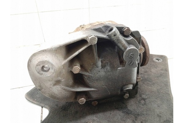 2009 BMW 3 E90 E91 Rear differential 754158002 Car type passenger cars