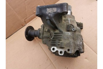 Reductor delantero NISSAN X-TRAIL (T30) XUK 2.2L diésel 100kW 2004