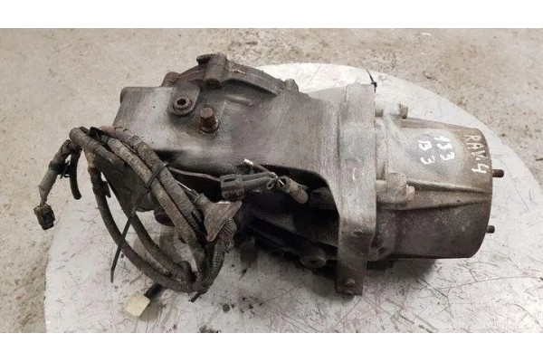 Rear reducer TOYOTA RAV 4 IV _A4_ 8216442010 2 2L diesel 110kW 2015