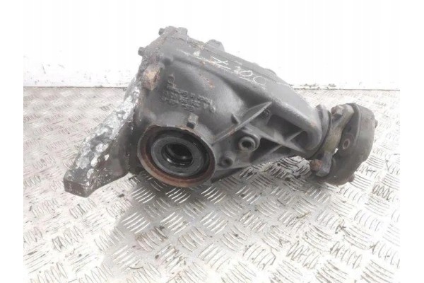 Rear reducer MERCEDES BENZ C W204 2099510205 2 14L diesel 88kW 2012