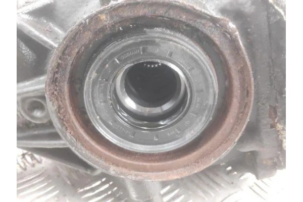 Rear reducer MERCEDES BENZ C W204 2099510205 2 14L diesel 88kW 2012 Catalog number of the part 2099510205