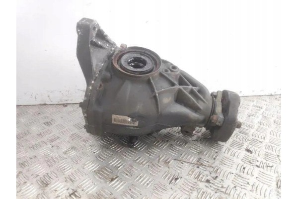 Rear reducer MERCEDES BENZ C W204 2099510205 2 14L diesel 88kW 2012 Catalog number of the original 2099510205