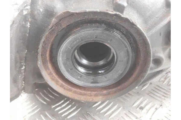 Reductor trasero MERCEDES-BENZ C (W204) 2099510205 2.14L diésel 88kW 2
