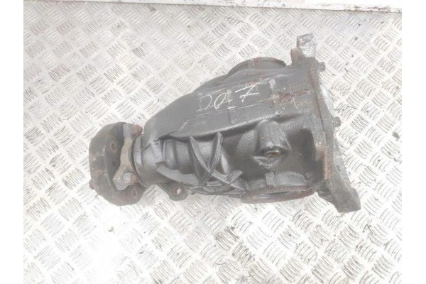 Reductor trasero MERCEDES-BENZ C (W204) 2099510205 2.14L diésel 88kW 2