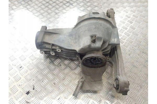 Rear reducer AUDI A8 D2 4D2 4D8 EUS040800 3 3L diesel 165kW 2001 Part manufacturer Audi OE