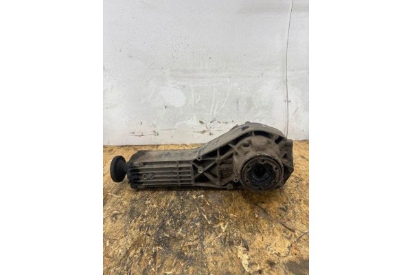 Rear reducer AUDI A6 Avant 4A C4 CKF 2 5L diesel 103kW 1996 Part manufacturer Audi OE