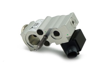 Electric expansion valve BMW X3 G45