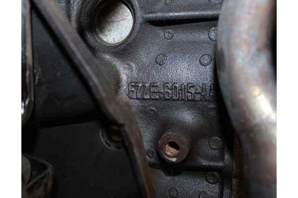 Motor de gasolina Ford Mustang IV 3.8L V6 Essex OHV 67ZE-6015-AA