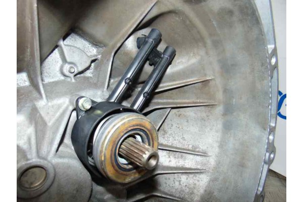 5V M CAJA CAMBIOS FORD KA (CCQ) 2 Collection 1997 5V M 175112 FORD - 3