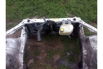 Toyota RAV4 II 00-05 2.0 D-4D 116CV viga soporte radiador
