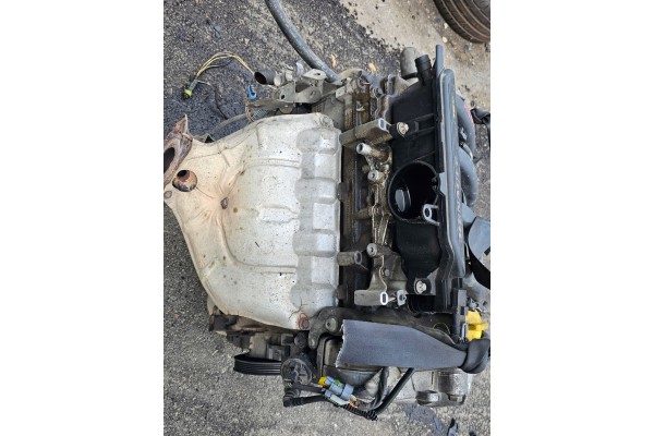 ENGINE RENAULT MEGANE II 1 4B 16V K4JD738 Car type passenger cars