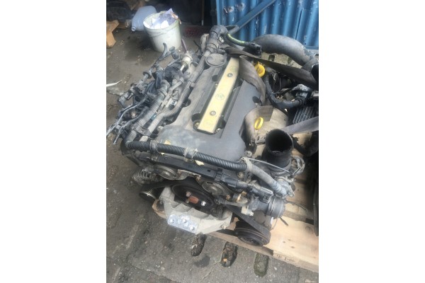 silnik supek Opel 1 4 T A14NEL 2012