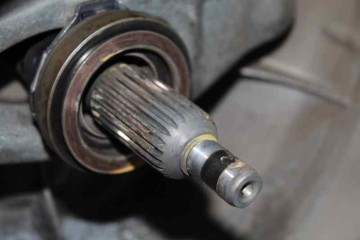 HCL CAJA CAMBIOS BMW SERIE 3 BERLINA (E46)