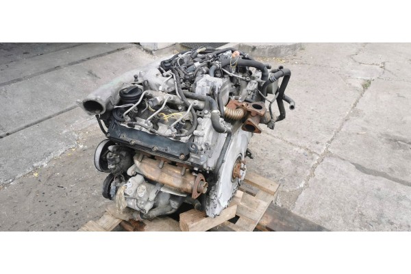 Audi A5 8T A4 B8 A6 COMPLETE ENGINE CGKA 2 7 TDI V6 140KW DIESEL Part manufacturer Audi OE